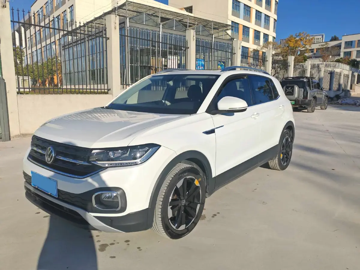 2023 Volkswagen Tacqua 1.2T 116HP L4 7DCT