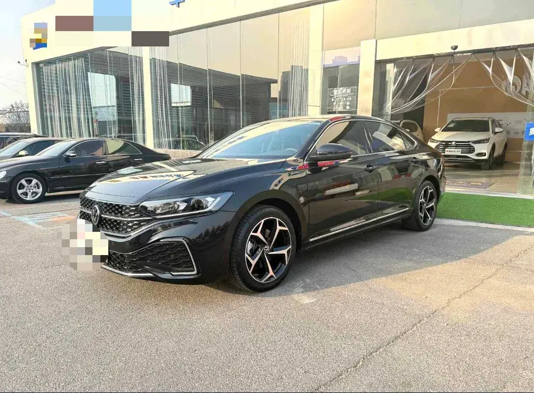 2023 Volkswagen Passat 2.0T 186HP L4 7DCT