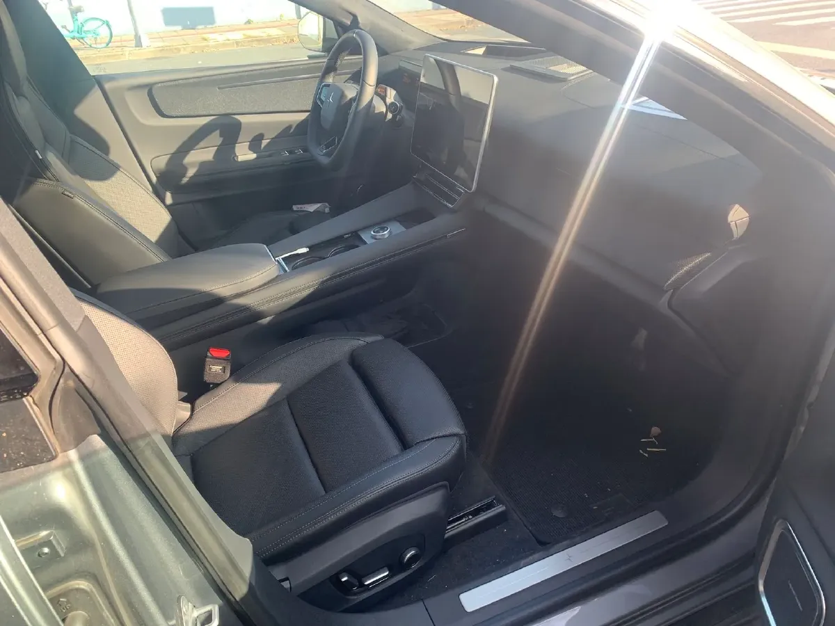 2024 Polestar 4 BEV 100KWH,autocango,china used car exporter,china ev exporter,chinese used car exporter,chinese used ev exporter