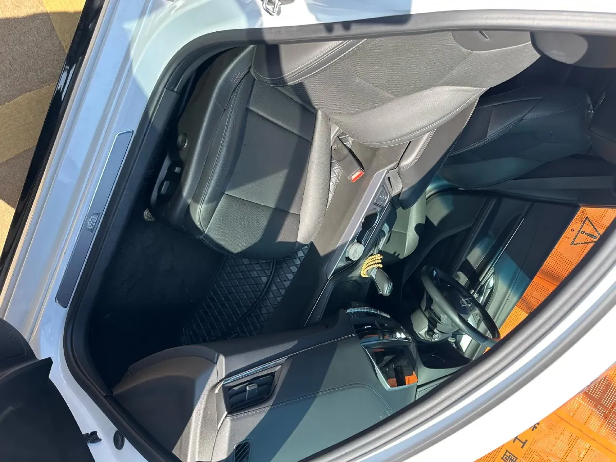 2023 Cadillac CT4 1.5T 211HP L4 8AT,autocango,china used car exporter,china ev exporter,chinese used car exporter,chinese used ev exporter