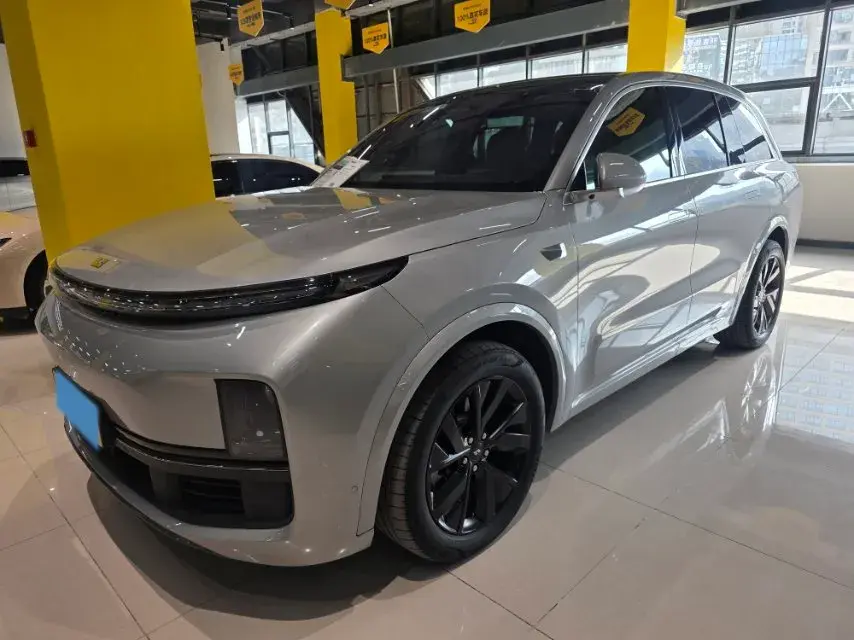 2023 Li L8 Range Extended 154HP REEV 40.9KWH