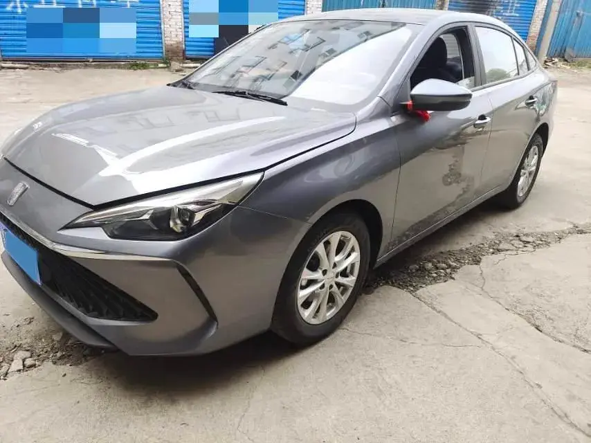 2023 Roewe i5 1.5L 129HP L4 5MT
