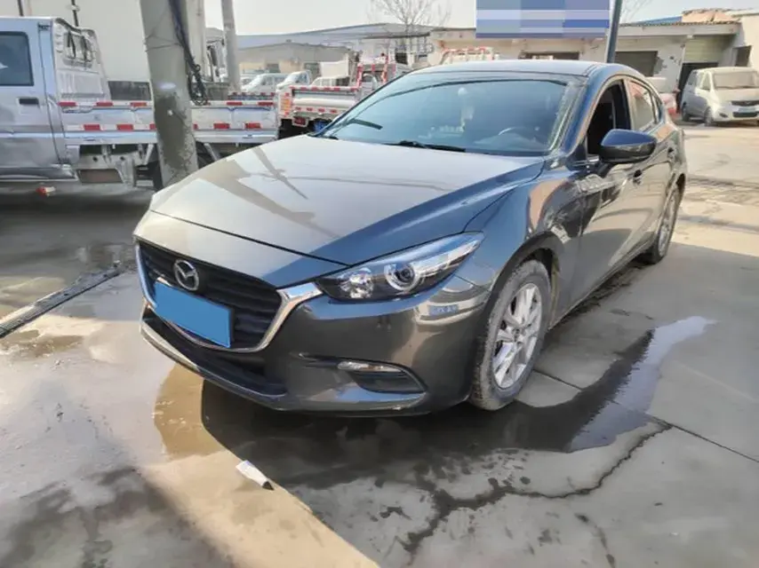 2017 Mazda 3 Axela 1.5L 117HP L4 6AT