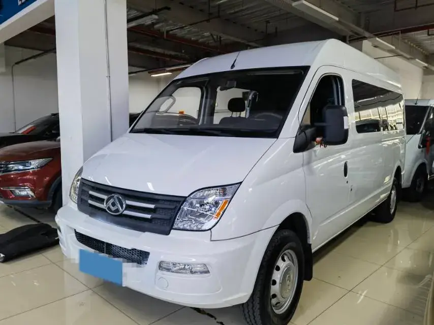 2021 MAXUS XinTu V80 2.0T 127HP L4 6MT