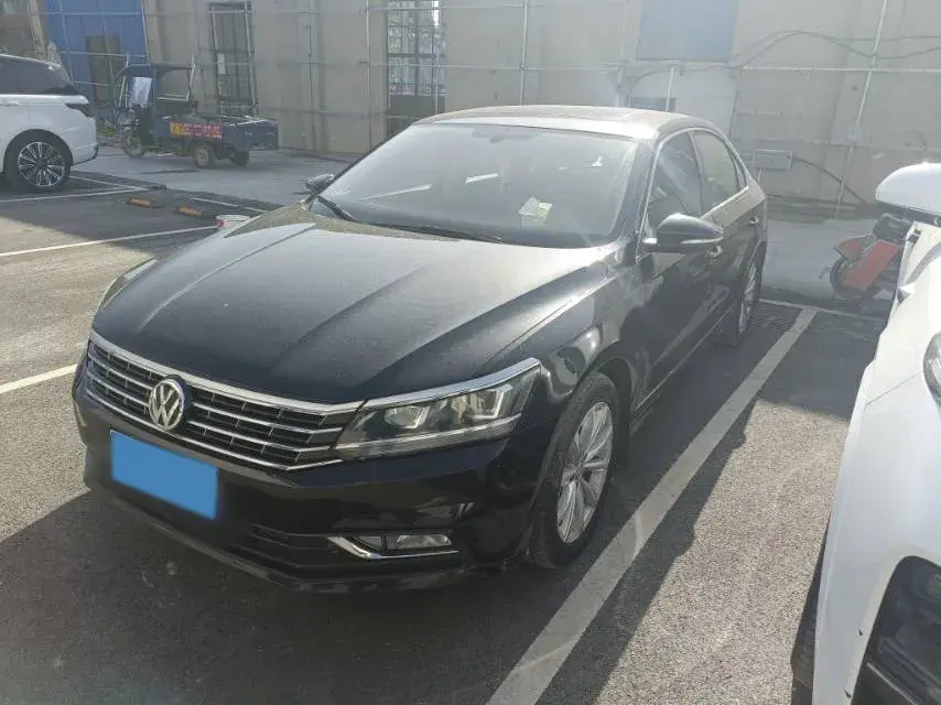 2017 Volkswagen Passat 1.8T 180HP L4 7DCT
