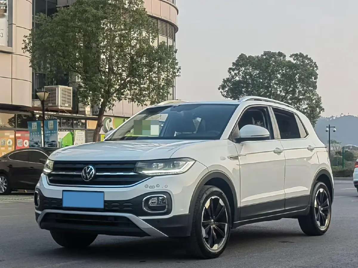 2021 Volkswagen Tacqua 1.5L 113HP L4 6AT