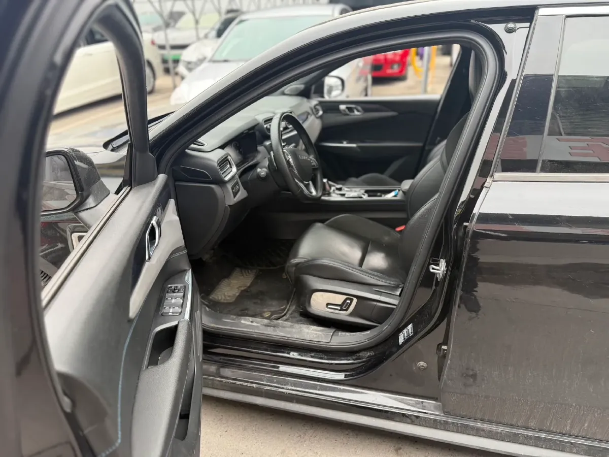 2021 LYNK&CO 03 New Energy 1.5T 180HP L3 7DCT PHEV 9.4KWH,autocango,china used car exporter,china ev exporter,chinese used car exporter,chinese used ev exporter