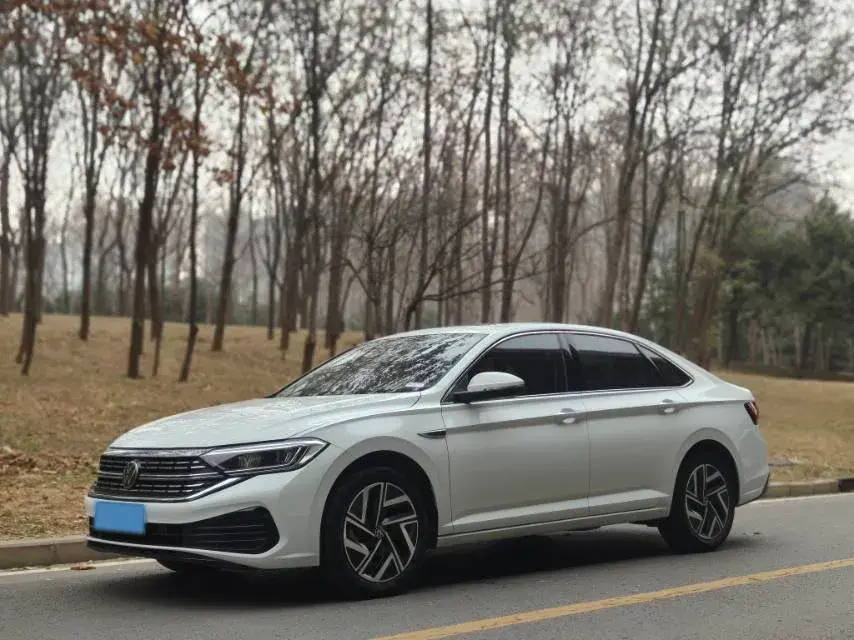 2024 Volkswagen Sagitar 1.5T 160HP L4 7DCT