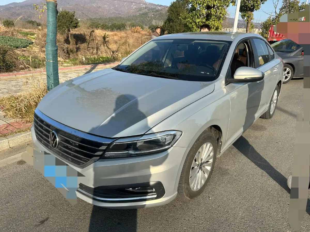 2019 Volkswagen Sagitar 1.2T 116HP L4 7DCT