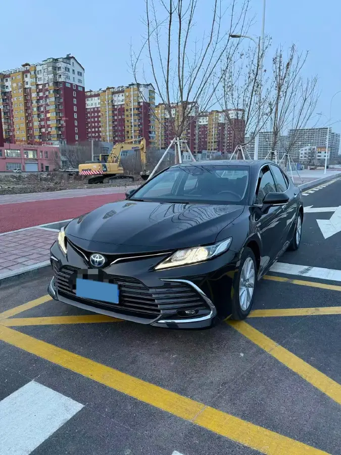 2023 Toyota Camry 2.5L 178HP L4 E-CVT Hybrid