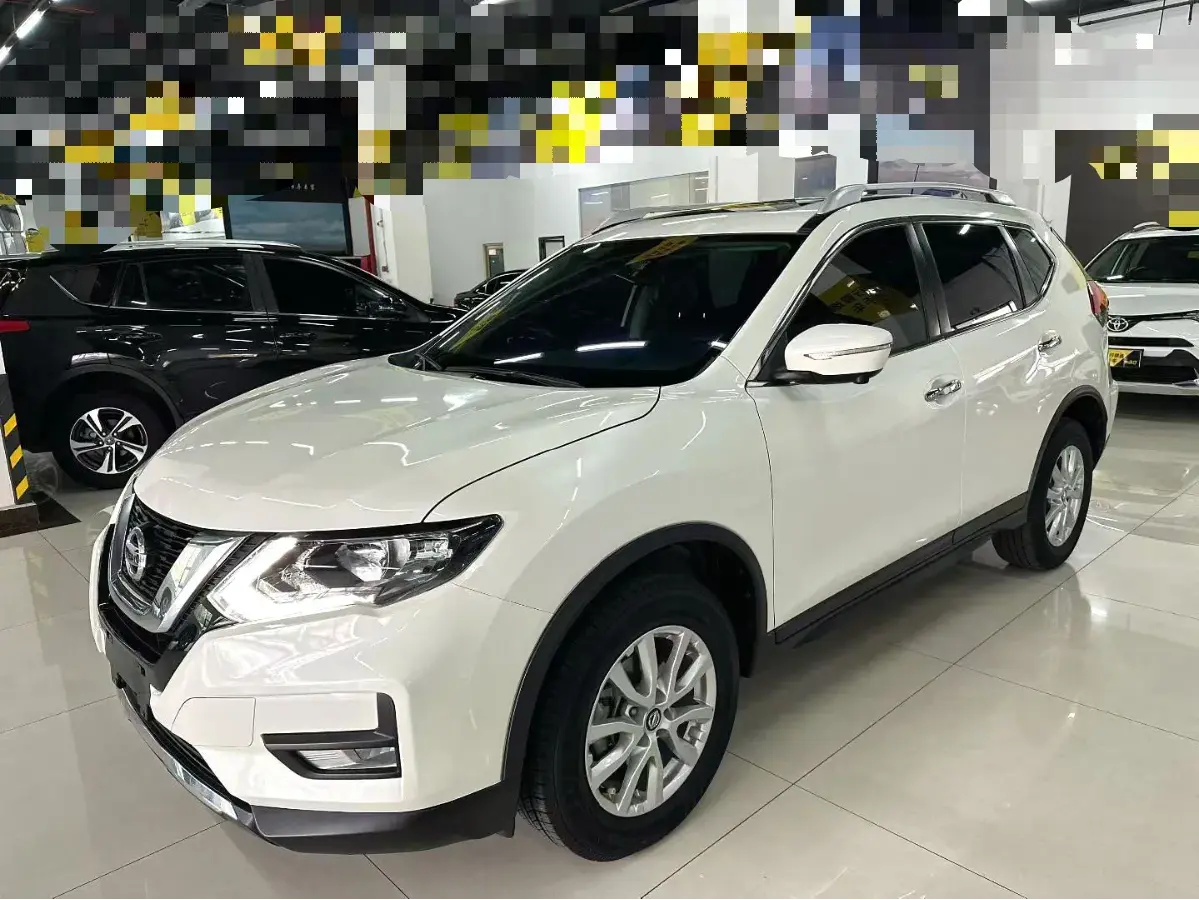 2021 Nissan X-Trail 2.0L 151HP L4 CVT