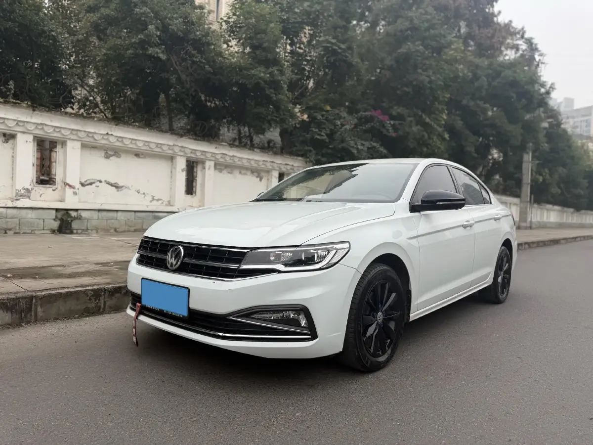 2020 Volkswagen Bora 1.5L 113HP L4 6AT