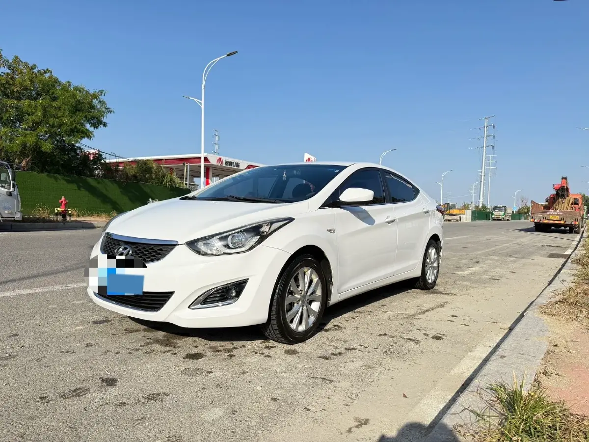 2016 Hyundai Elantra 1.6L 128HP L4 6AT