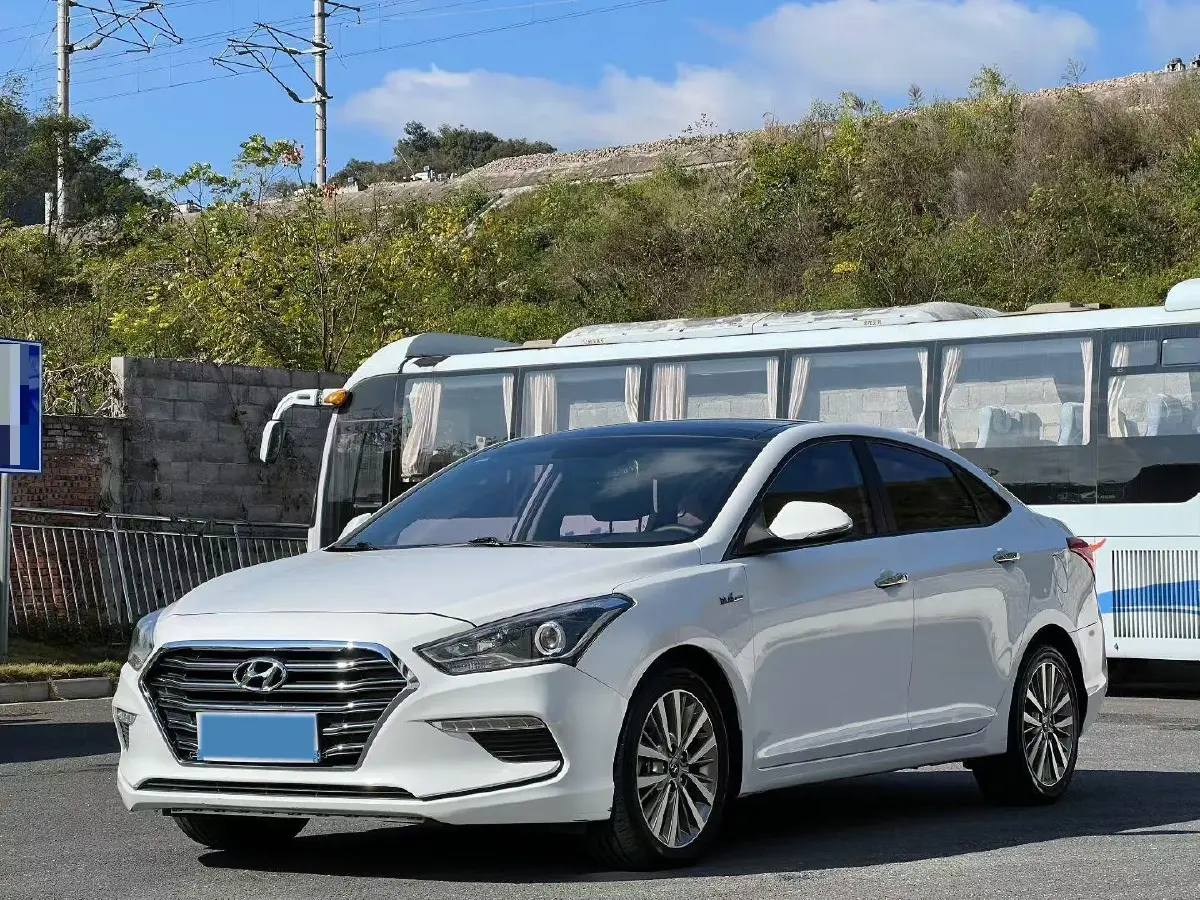 2017 Hyundai Mistra 1.6T 175HP L4 7DCT