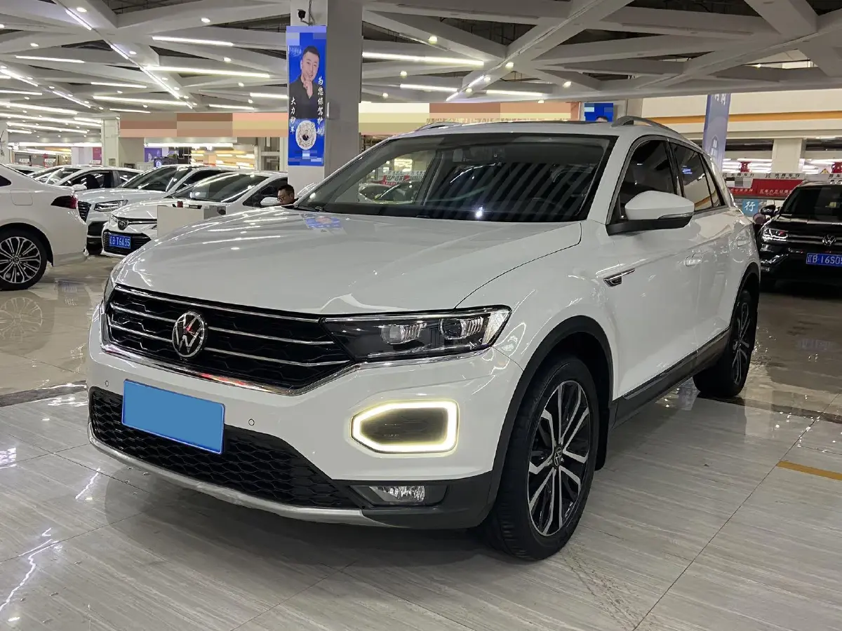 2022 Volkswagen T-Roc 1.4T 150HP L4 7DCT