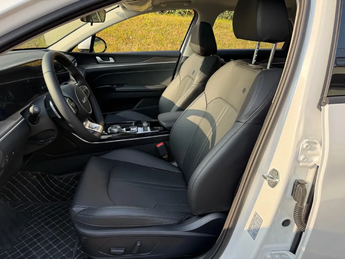 2025 Kia K5 1.5T 170HP L4 7DCT,autocango,china used car exporter,china ev exporter,chinese used car exporter,chinese used ev exporter