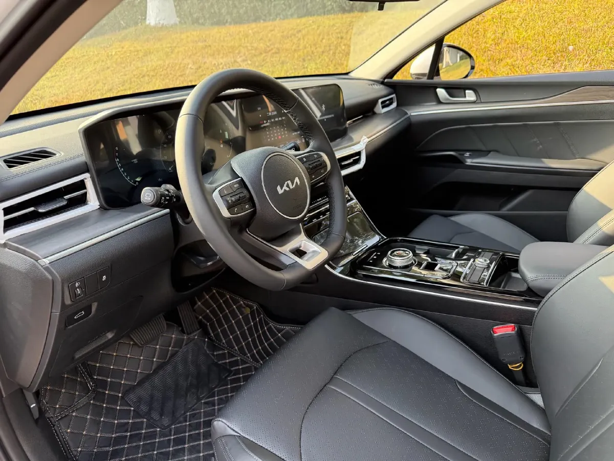 2025 Kia K5 1.5T 170HP L4 7DCT,autocango,china used car exporter,china ev exporter,chinese used car exporter,chinese used ev exporter