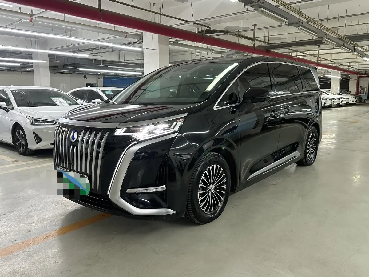 2022 HongQi HS7 3.0T 337HP V6 8AT