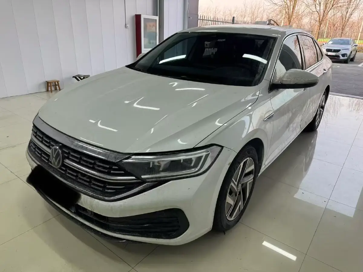 2023 Volkswagen Sagitar 1.5T 160HP L4 7DCT