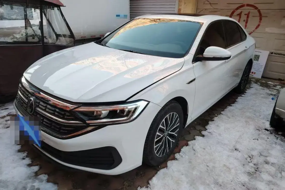 2023 Volkswagen Sagitar 1.2T 116HP L4 7DCT