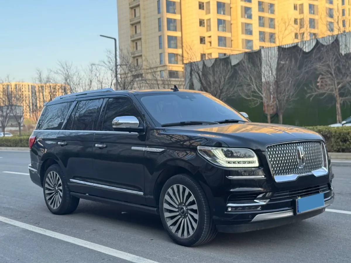 2018 Mercedes-Benz GLS Class 3.0T 333HP V6 9AT,autocango,china used car exporter,china ev exporter,chinese used car exporter,chinese used ev exporter