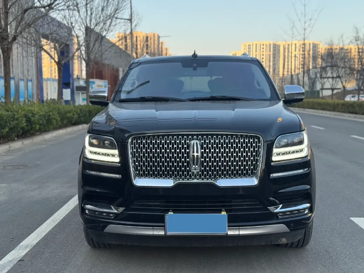 2018 Mercedes-Benz GLS Class 3.0T 333HP V6 9AT,autocango,china used car exporter,china ev exporter,chinese used car exporter,chinese used ev exporter