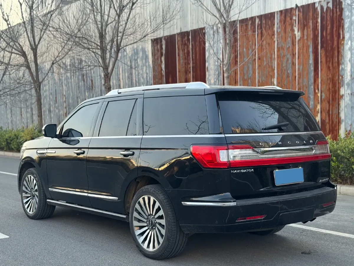 2018 Mercedes-Benz GLS Class 3.0T 333HP V6 9AT,autocango,china used car exporter,china ev exporter,chinese used car exporter,chinese used ev exporter