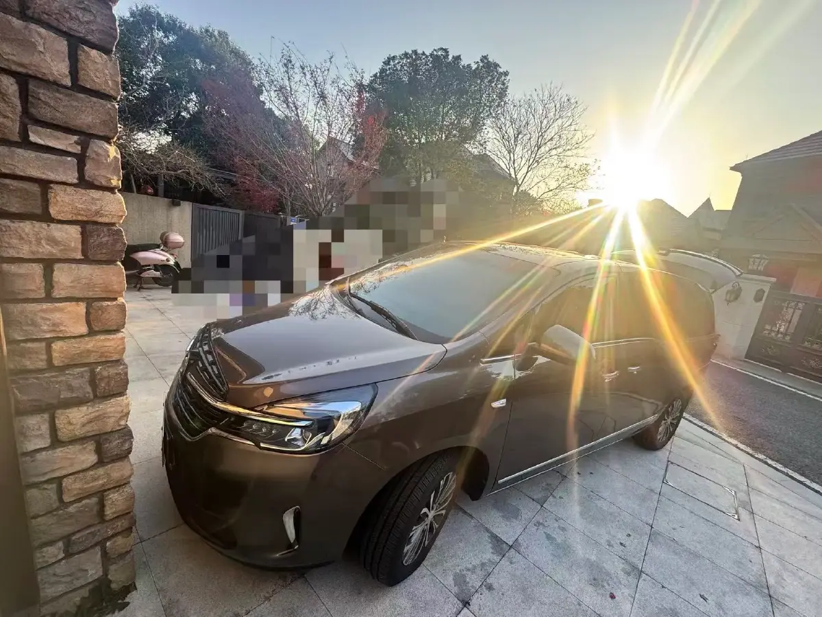 2022 Buick GL8 2.0T 237HP L4 9AT