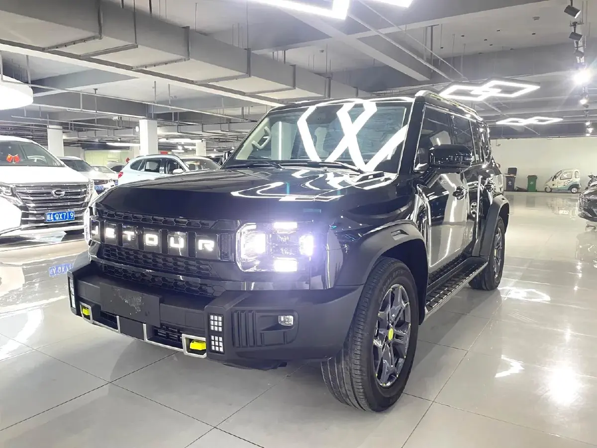 2023 Jetour Traveller 2.0T 254HP L4 7DCT