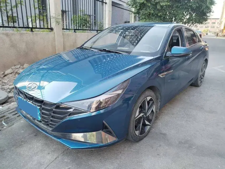 2021 Hyundai Elantra 1.5L 115HP L4 CVT