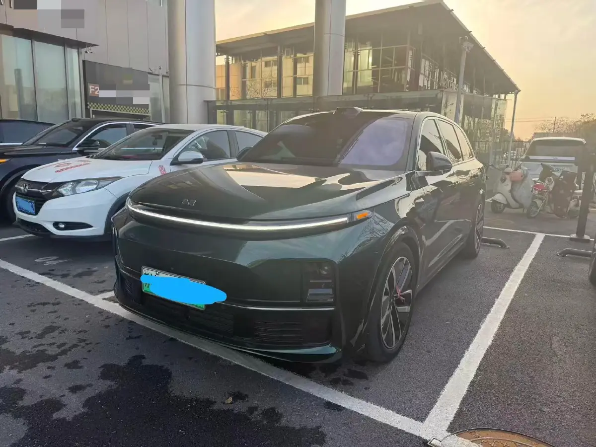 2023 Li L7 Range Extended 154HP REEV 40.9KWH