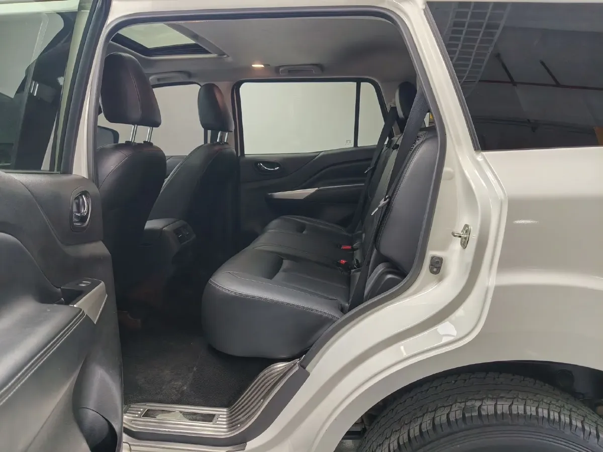 2020 Nissan Terra 2.5L 193HP L4 7AT,autocango,china used car exporter,china ev exporter,chinese used car exporter,chinese used ev exporter