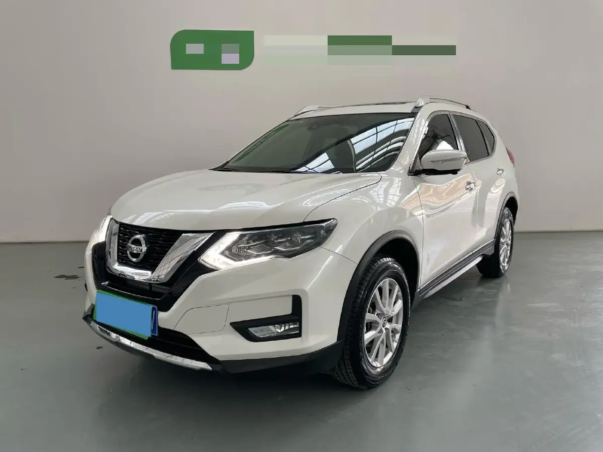 2023 Nissan X-Trail 2.0L 151HP L4 CVT