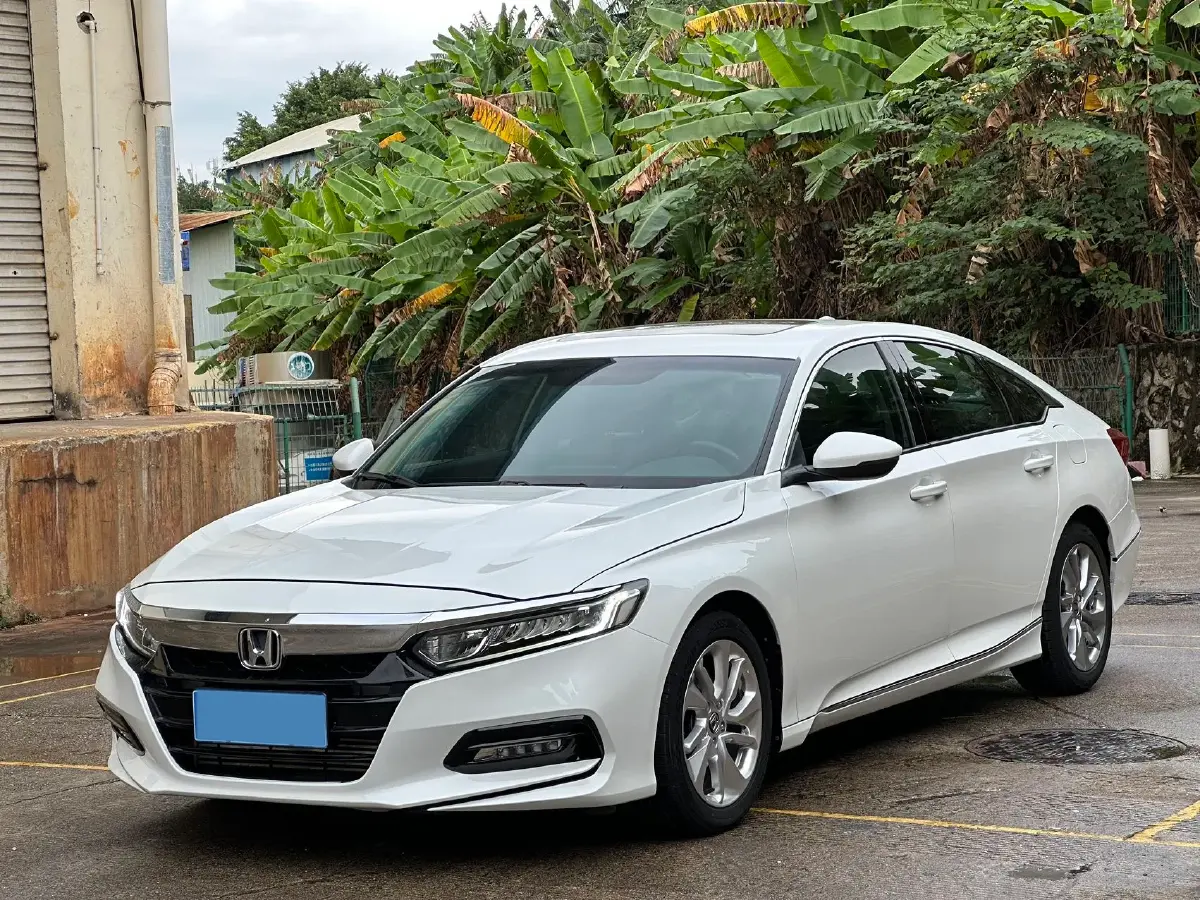 2018 Honda Accord 1.5T 194HP L4 CVT