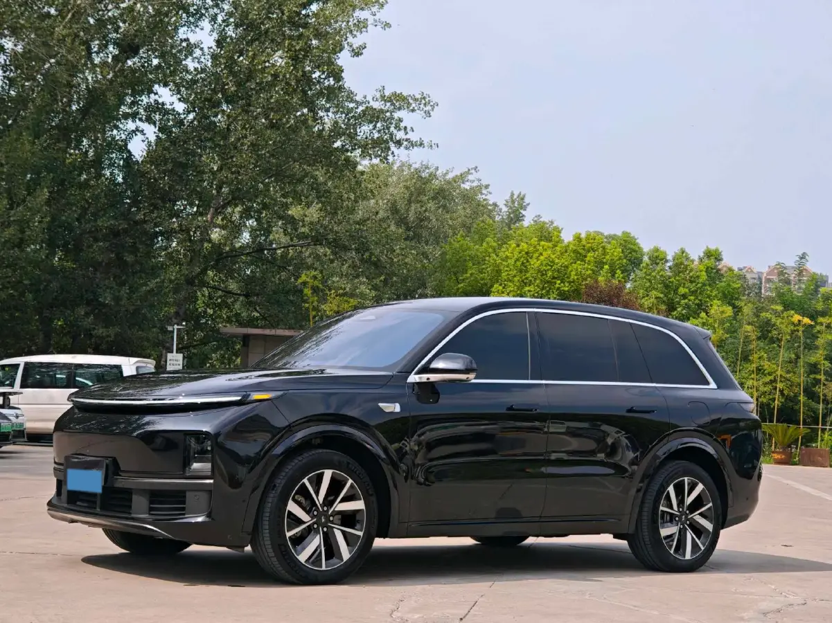 2023 Li L8 Range Extended 154HP REEV 40.9KWH 2023 Li L8 Range Extended 154HP REEV 40.9KWH