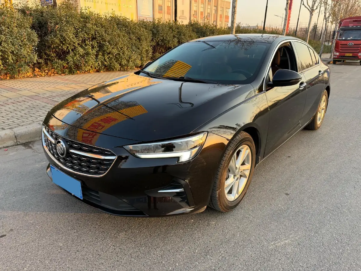 2020 Buick Regal 1.5T 169HP L4 9AT