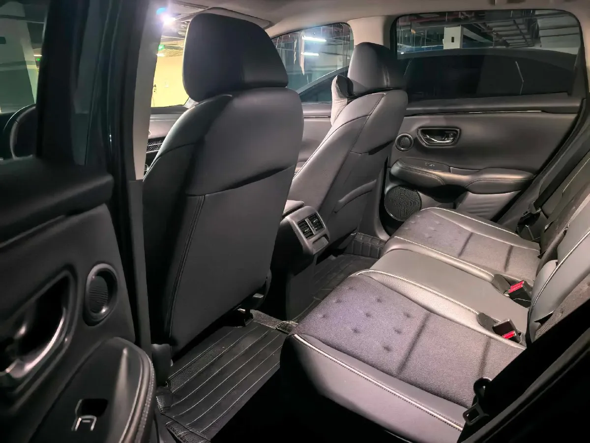 2023 Honda ZR-V 1.5T 182HP L4 CVT,autocango,china used car exporter,china ev exporter,chinese used car exporter,chinese used ev exporter