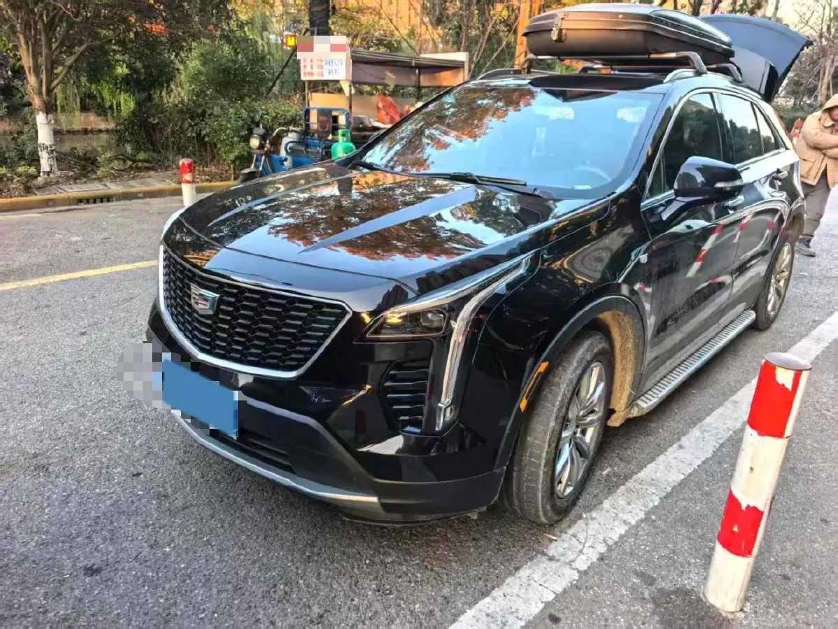 2020 Cadillac XT4 2.0T 241HP L4 9AT