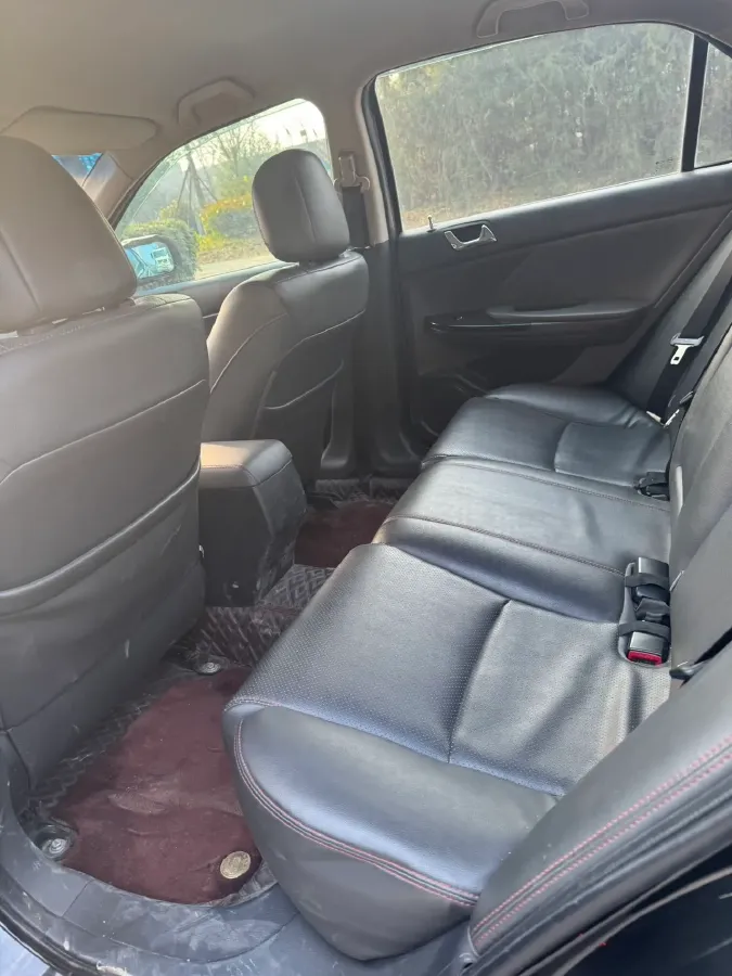 2013 BYD G6 2.0L 140HP L4 5MT,autocango,china used car exporter,china ev exporter,chinese used car exporter,chinese used ev exporter