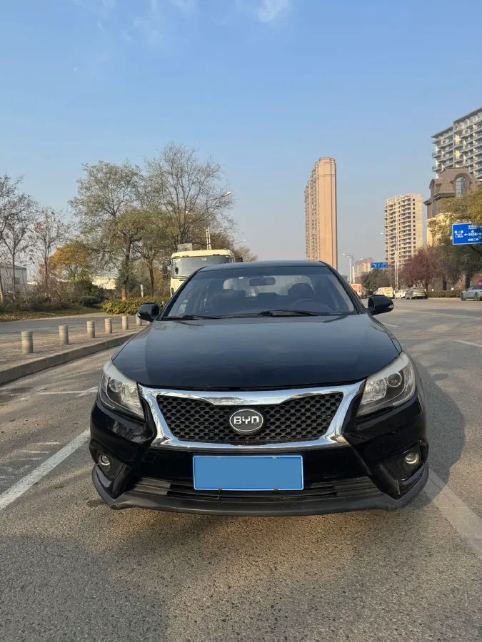 2013 BYD G6 2.0L 140HP L4 5MT,autocango,china used car exporter,china ev exporter,chinese used car exporter,chinese used ev exporter