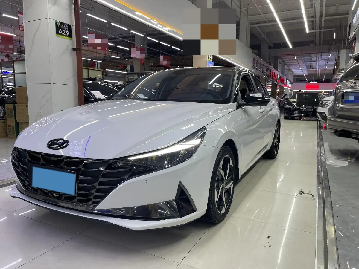 2021 Hyundai Elantra 1.5L 115HP L4 CVT