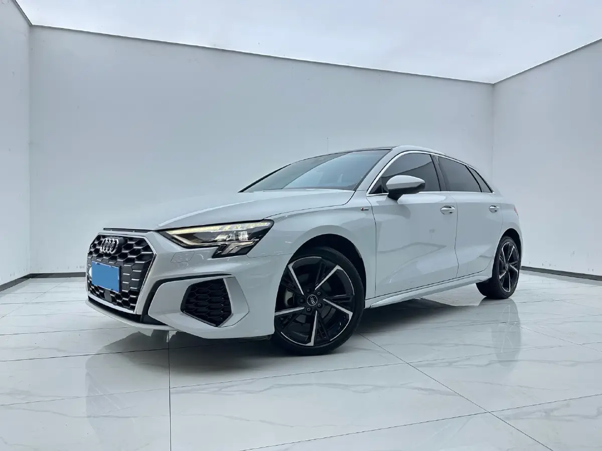 2022 Audi A3 1.4T 150HP L4 7DCT