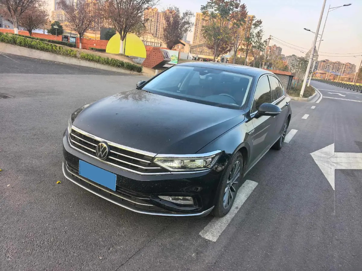2020 Volkswagen Magotan 2.0T 220HP L4 7DCT