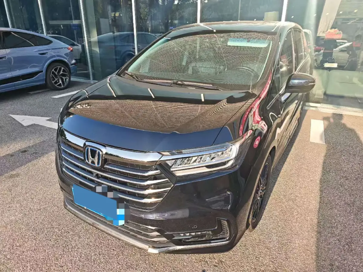 2022 Honda Odyssey 2.0L 146HP L4 E-CVT Hybrid