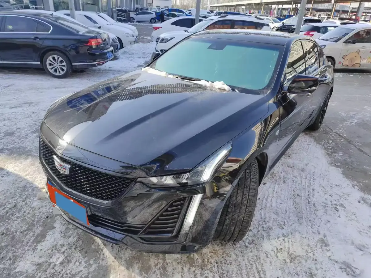 2023 Cadillac CT5 2.0T 237HP L4 10AT