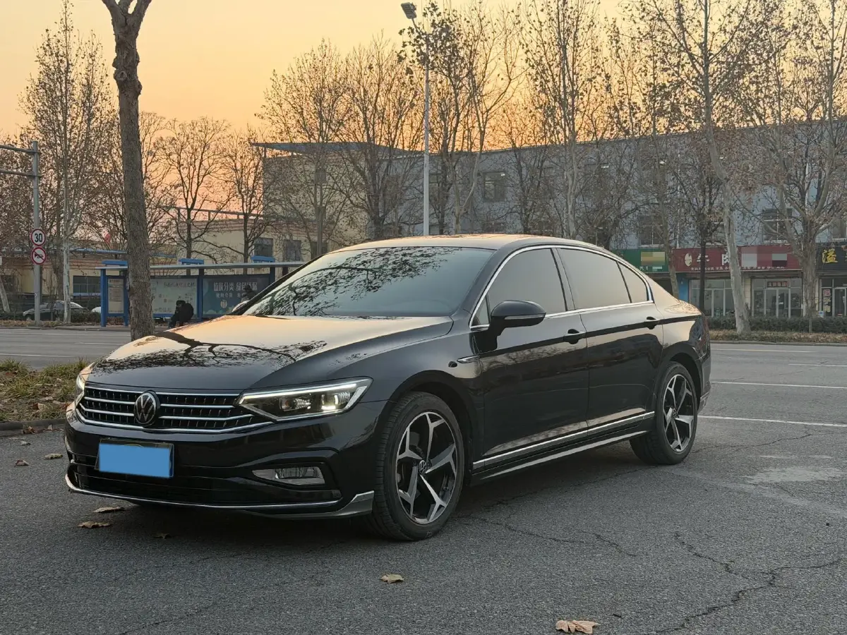 2023 Volkswagen Magotan 2.0T 186HP L4 7DCT