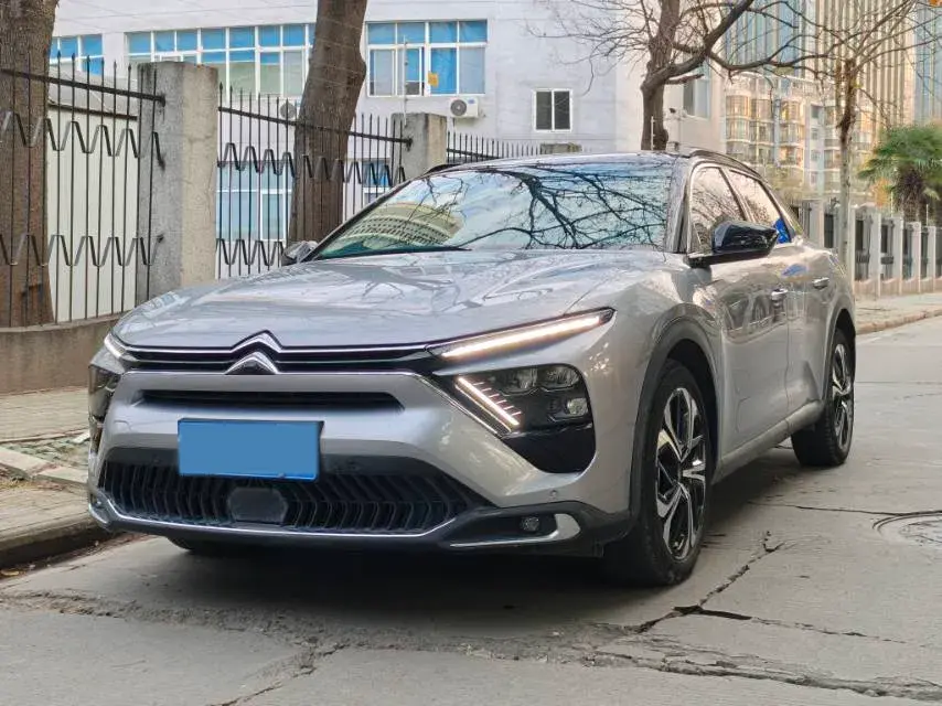 2022 Citroen C5 X 1.6T 175HP L4 8AT