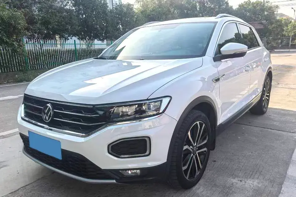 2021 Volkswagen T-Roc 1.4T 150HP L4 7DCT