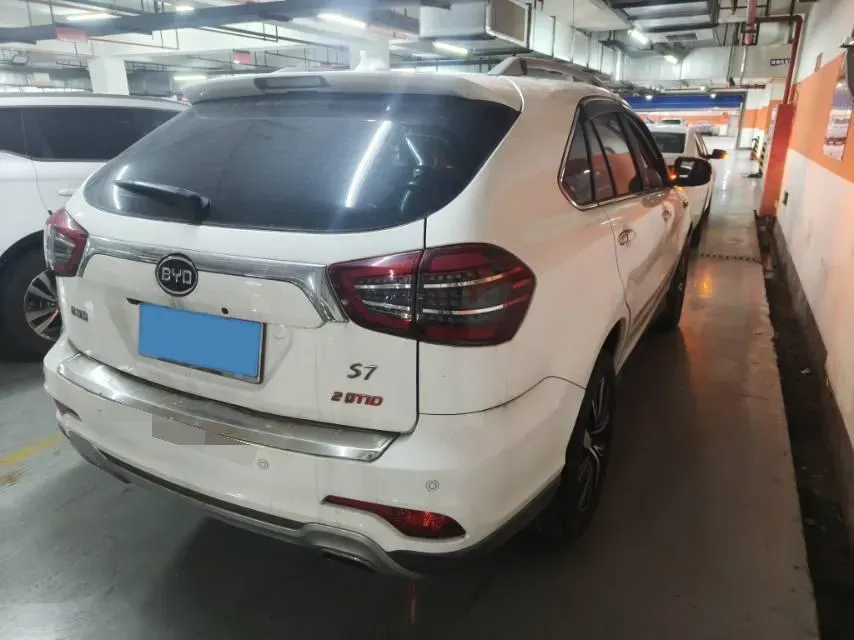 2017 BYD S7 2.0T 205HP L4 6DCT,autocango,china used car exporter,china ev exporter,chinese used car exporter,chinese used ev exporter