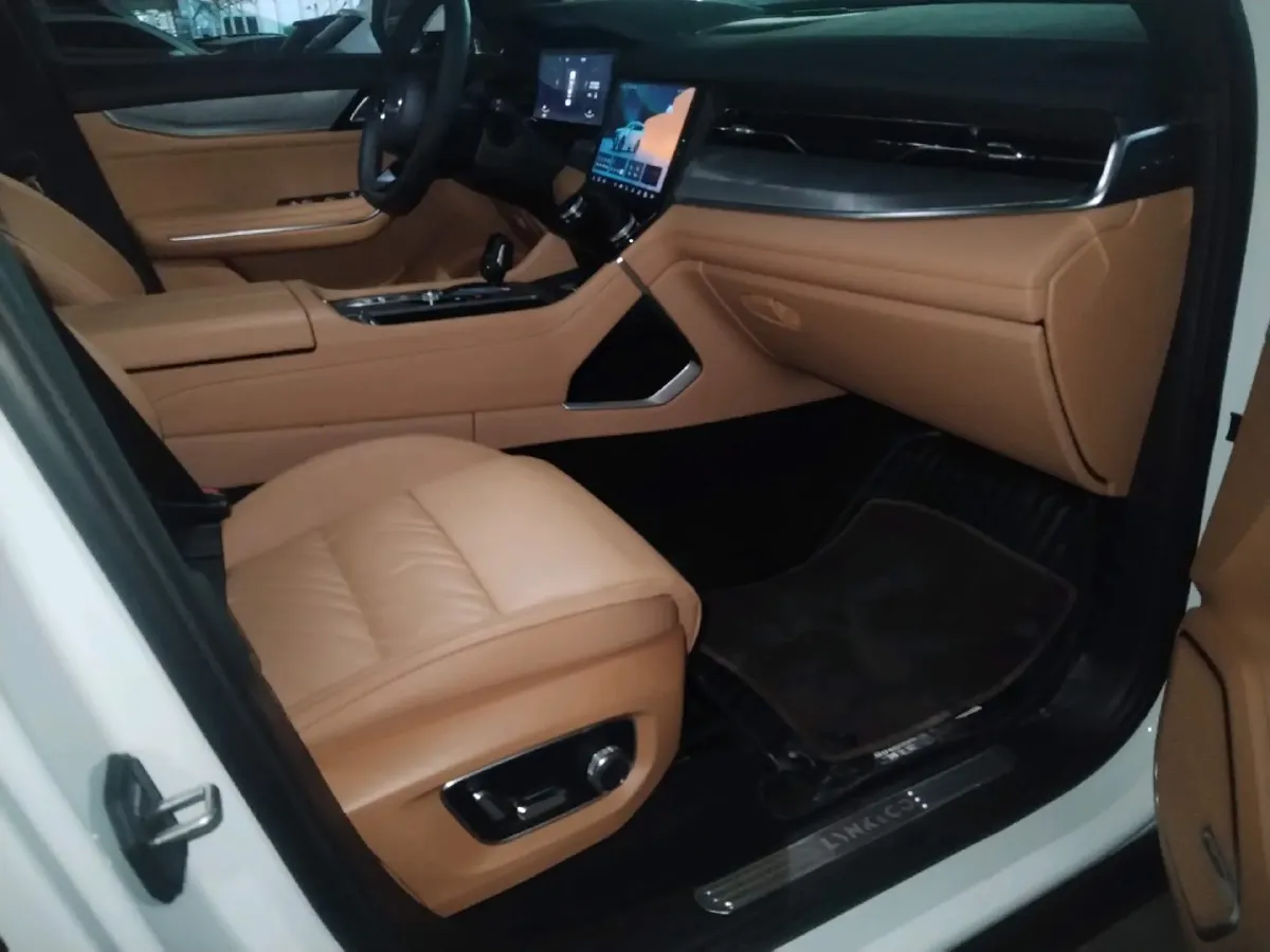 2024 LYNK&CO 09 2.0T 254HP L4 8AT,autocango,china used car exporter,china ev exporter,chinese used car exporter,chinese used ev exporter